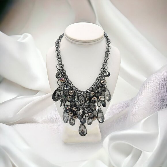 Alfani Hematite Black Cluster Teardrop Layered Bib Necklace 18" - Picture 1 of 8